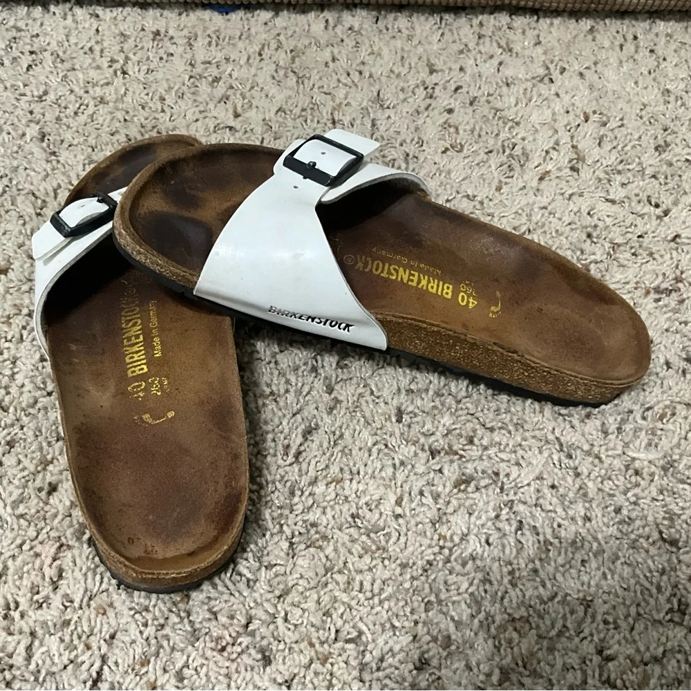 Birkenstock White Sandals with Buckles women’s 40 - Picture 13 of 15